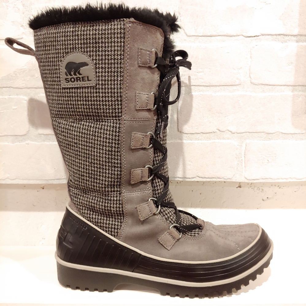 Sorel Joan of Arctic black/gray houndstooth sz 10